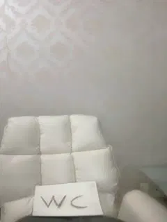 【自拍偷拍】新人圆脸尤物，甜嗲嗓音配透明睡衣，牛奶湿身魅力无限