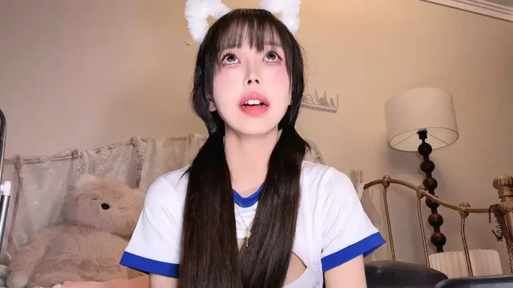 【SM重味】极品萝莉少女用肛塞道具扩肛自慰
