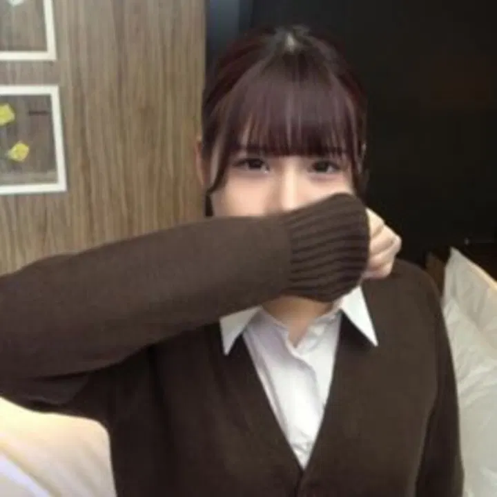 【日韩无码】与罗马尼亚美女约会互动