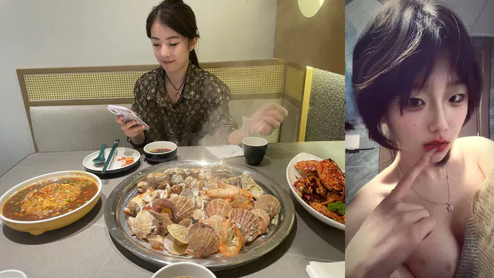 【自拍偷拍】眼镜妹露脸近距离特写，节奏感十足